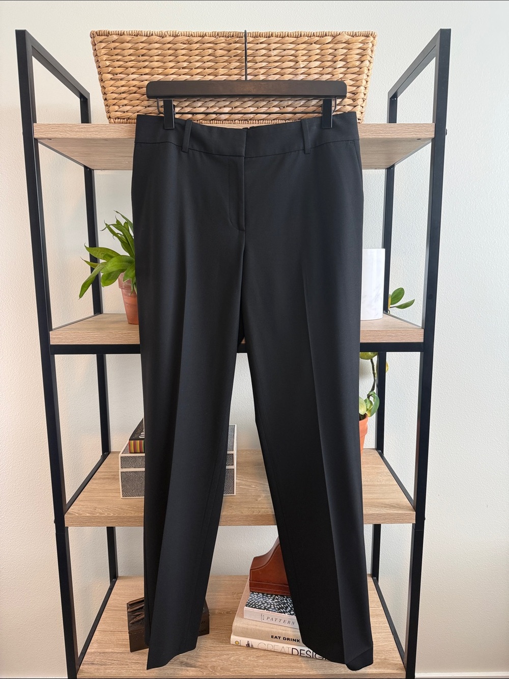 Ann Taylor Mid-Rise Black Straight Leg Woven Career Dress Pant Trouser, 8